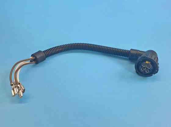 Разъем заднего фонаря грузовой (4 к-та) угловой, в гофре Харьков