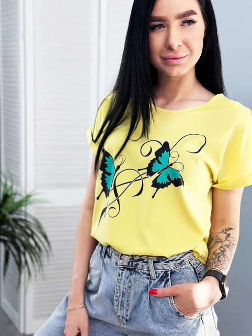 Женская блузка-футболка 