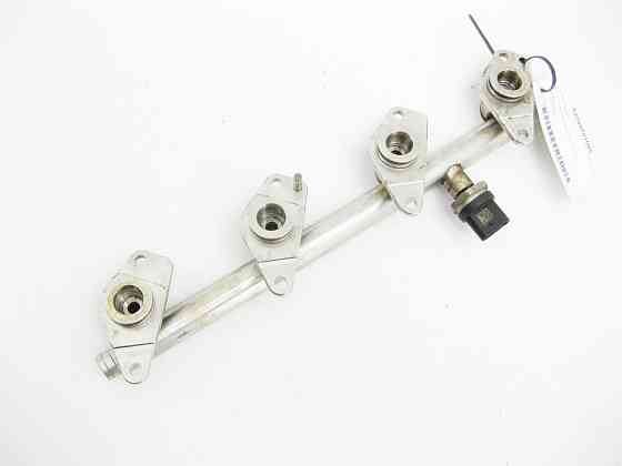 Mercedes-Benz  A2700701095 Паливна рампа CLA C117 CLA Shooting Brake X117 GLA X156 A-class W176 B-class W242 B-class W246 M270 Одеса