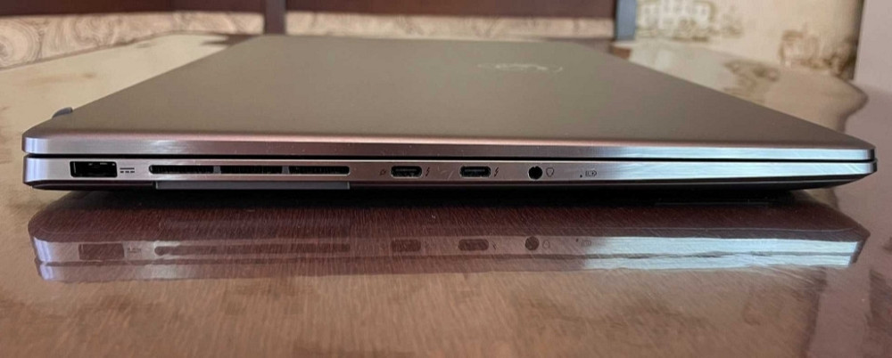 Ноутбук MSI Creator Z17 A12U Київ - фото 3