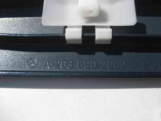 Mercedes-Benz  A2036902962 Молдинг задніх лівих дверей без хрому C-Class W203 Одеса