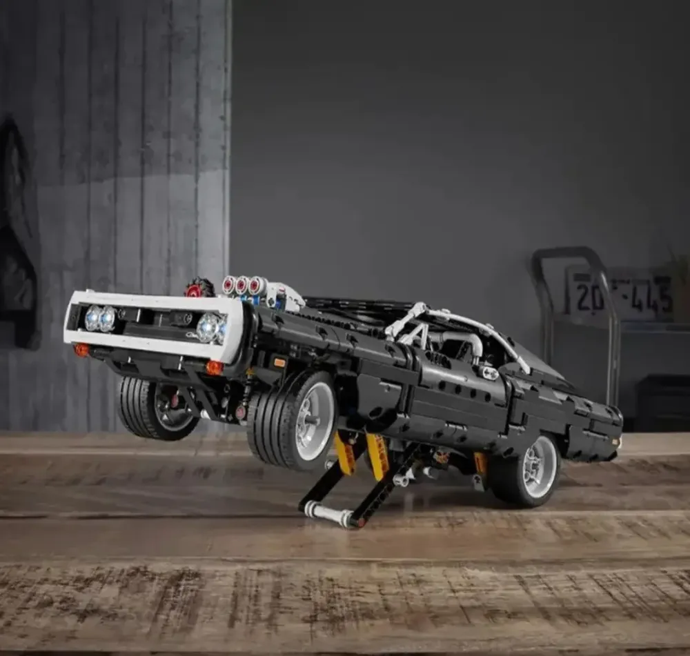 Конструктор Technic Dodge Charger, Доминика Торетто, 1077 деталей совместимый с Lego technic лего Киев - изображение 2