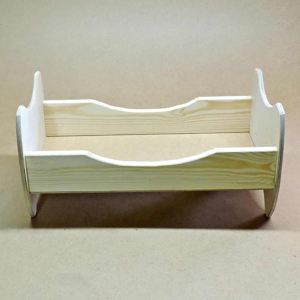 Кровать для кукол 