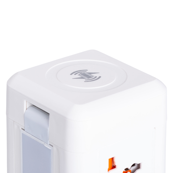 Удлинитель с 6 розетками, 2 USB и беспроводной зарядкой Киев