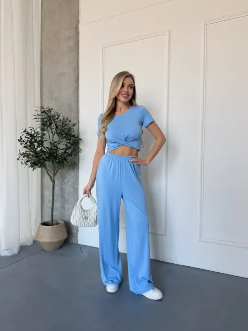 Яркий летний костюм, который сразу создаёт образ Одесса - изображение 6