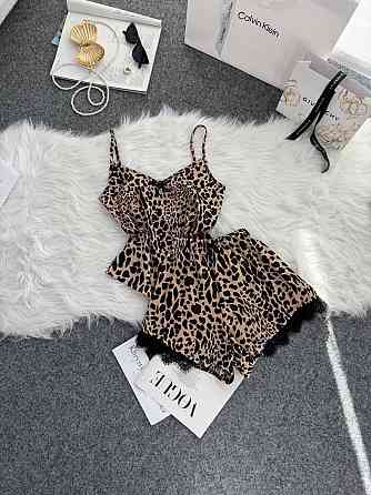 Женская базовая повседневная домашняя шелковая пижама с кружевом Бежевий, 44/46 Одесса