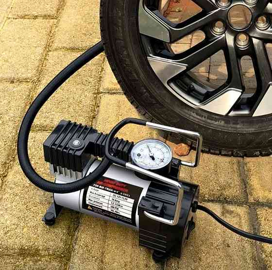 Автомобільний компресор 12V з манометром | Автокомпресор для накачування шин авто, мотоцикла та велосипеда Київ