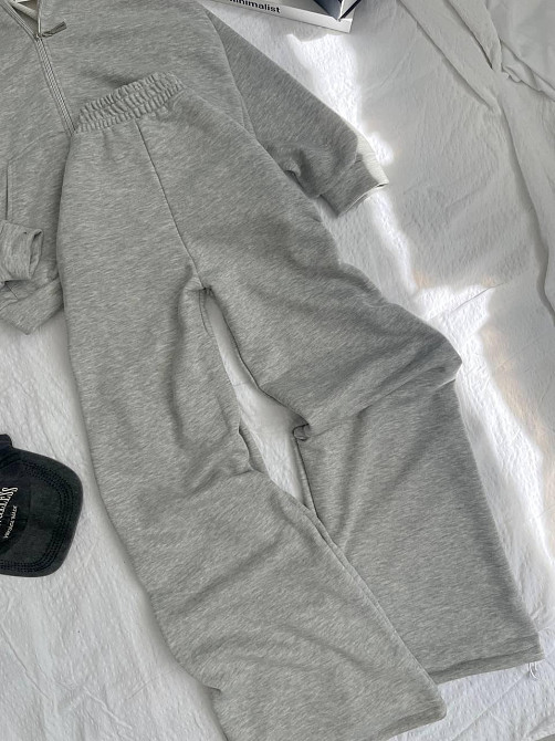 Женский прогулочный оверсайз костюм: кофта на молнии и штаны турецкая трехнить петля Меланж Одесса - изображение 5