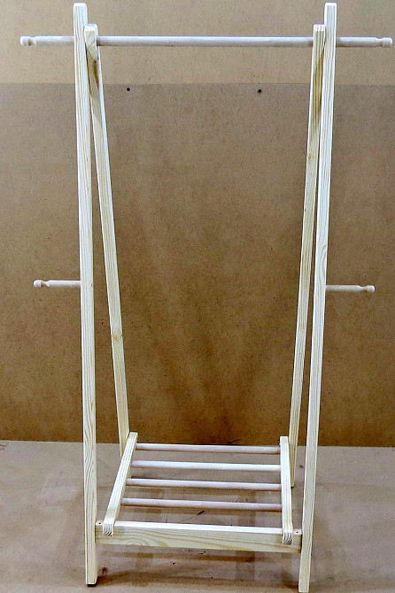 Стойка вешалка для одежды 