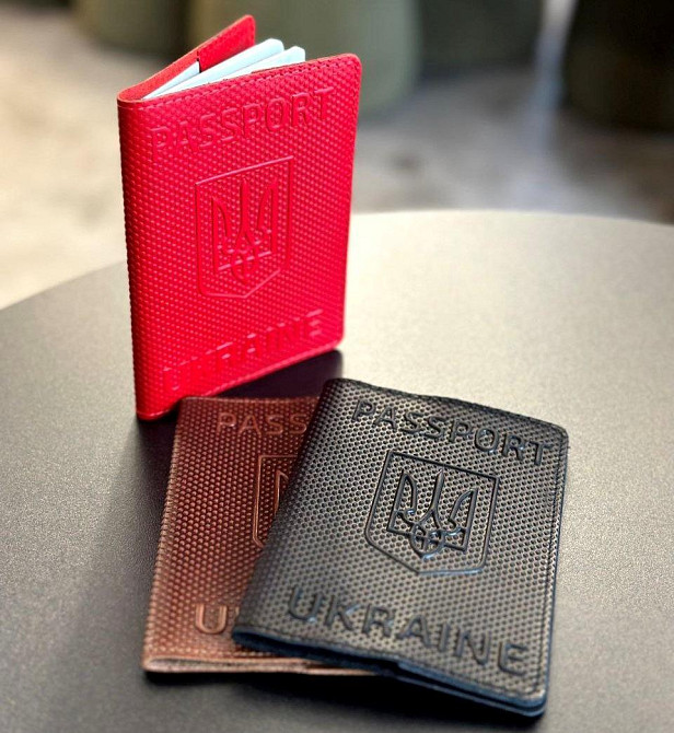 Стильні шкіряні обкладинки для паспорту Київ - фото 2