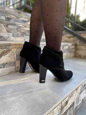 Жіночі черевики YDG модель 603 чорні натуральна замша каблук 9 см розмір 37р. (1045) Коломия
