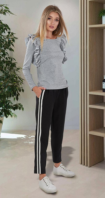 Стильный костюм (42) Киев - изображение 1