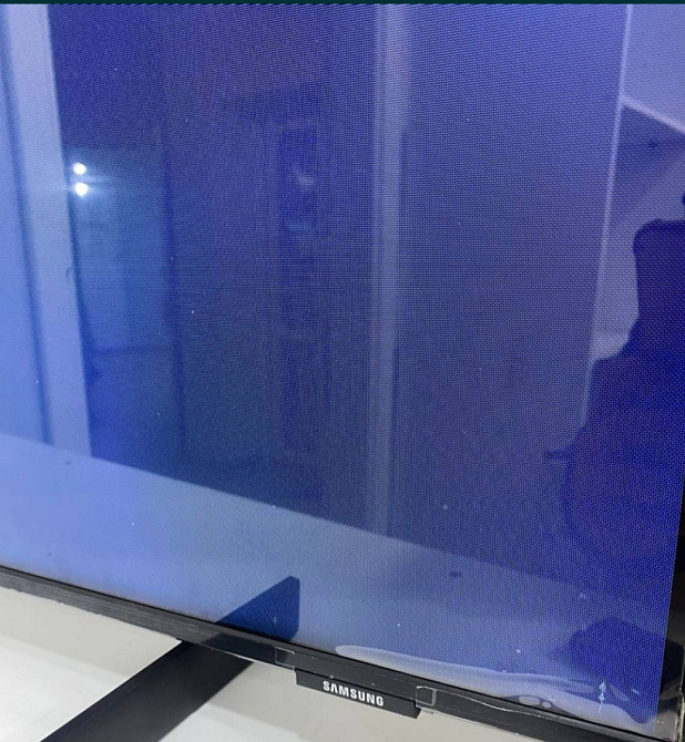 Телевизор Samsung 50Q60D 
50 дюймів 
4К QLED Киев - изображение 1