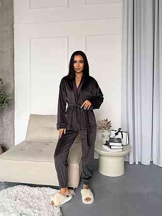 Женский стильный домашний велюровый комплект тройка Графит Одесса