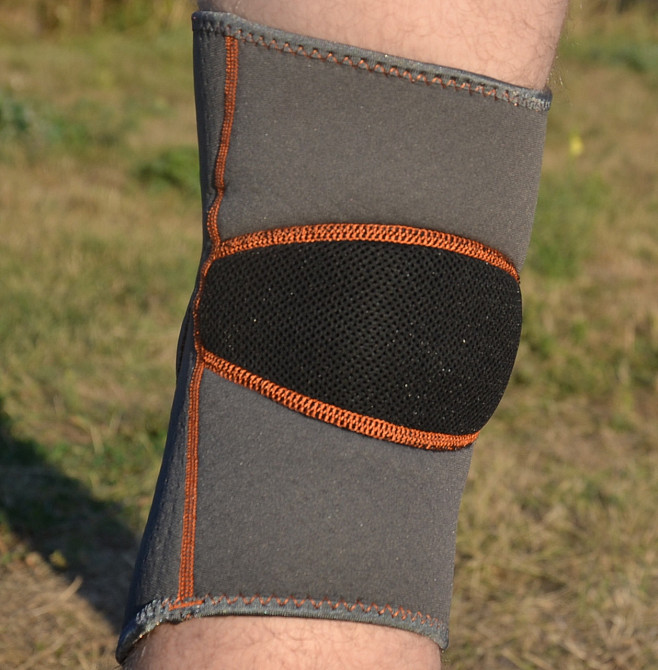 Наколінник MadMax MFA-297 Knee Support with Patella Stabilizer Dark Grey/Orange L Киев - изображение 7