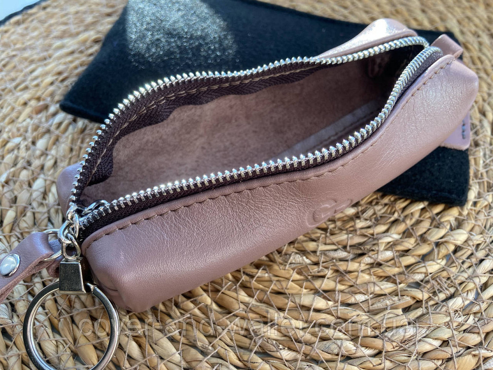 Пудровая женская кожаная ключница на молнии Grande Pelle 16791 Киев - изображение 3