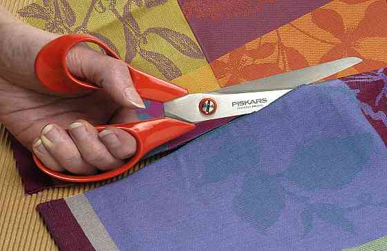 Универсальные Ножницы для левши Fiskars 