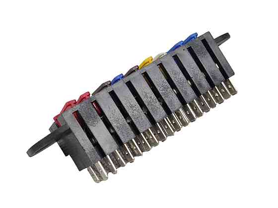 Блок 2101, 2102, 2103, 2106, Таврия 1102, ГАЗ Евро предохранителей Мукачево