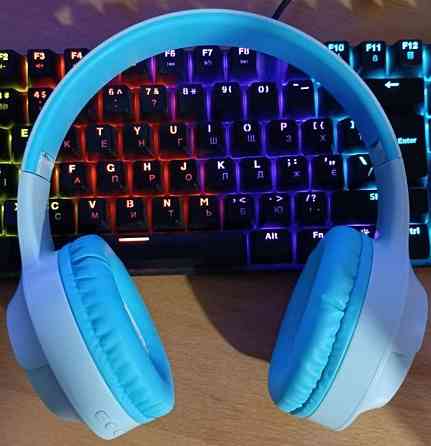 Bluetooth - гарнитуру ( наушники ) Киев