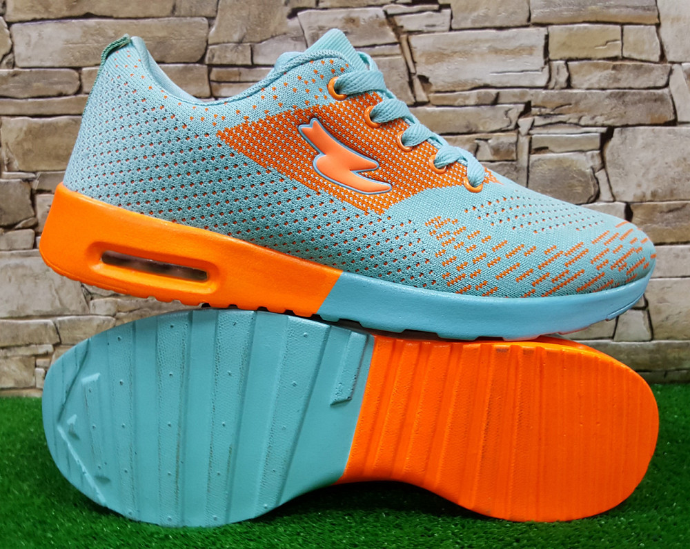 Женские кроссовки Demax Киев - изображение 1