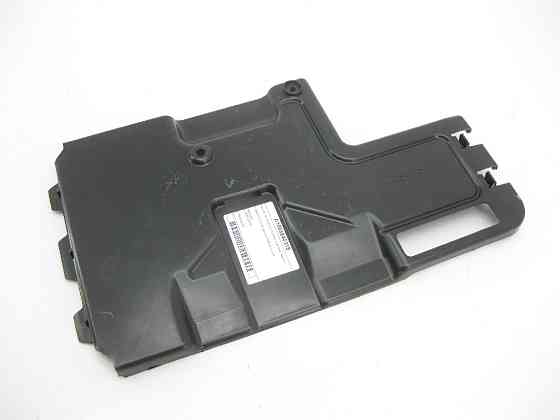 Mercedes-Benz  A1666840318 Кришка під переднім правим сидінням над АКБ ML/GLE W166 GLE Coupe C292 GL/GLS X166 Одеса