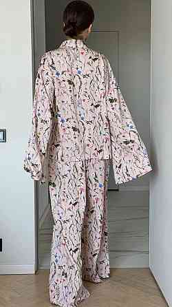 Жіночий костюм у піжамному стилі Квітковий принт і рослинні візерунки L-XL Харків