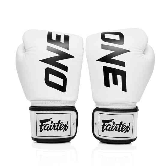 Боксерські рукавиці Fairtex BGV1-ONE (натуральна шкіра) White 10 унцій (бинти в комплекті) Каменское