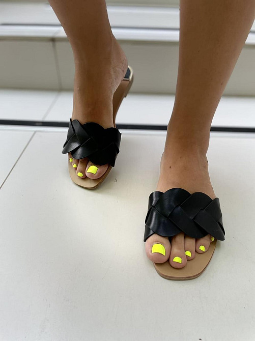 Seben Жіночі шльопанці зі штучної шкіри на низькому ходу чорні класичні Seben T125-1 р. 39-41 Коломыя - изображение 4