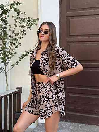 Женский легкий принтованный костюм двойка: рубашка и шорты турецкая креп-жатка Бежевый, 46 Одесса