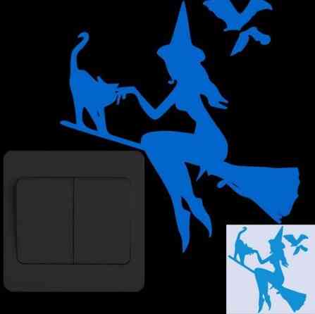 Стикер на Хэллоуин фосфорный Ведьма 15 на 14 см синий Киев