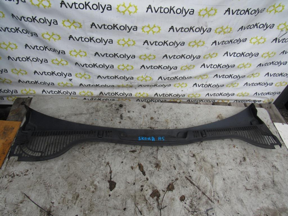 Пластик під лобове скло Skoda Octavia A5 2009-2013 Ковель - фото 1