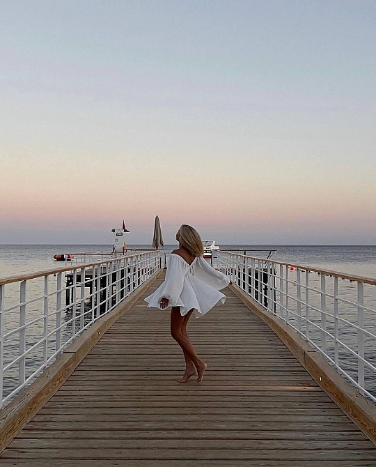 Женское легкое мини платье свободного кроя креп жатка Молочный Одесса - изображение 4