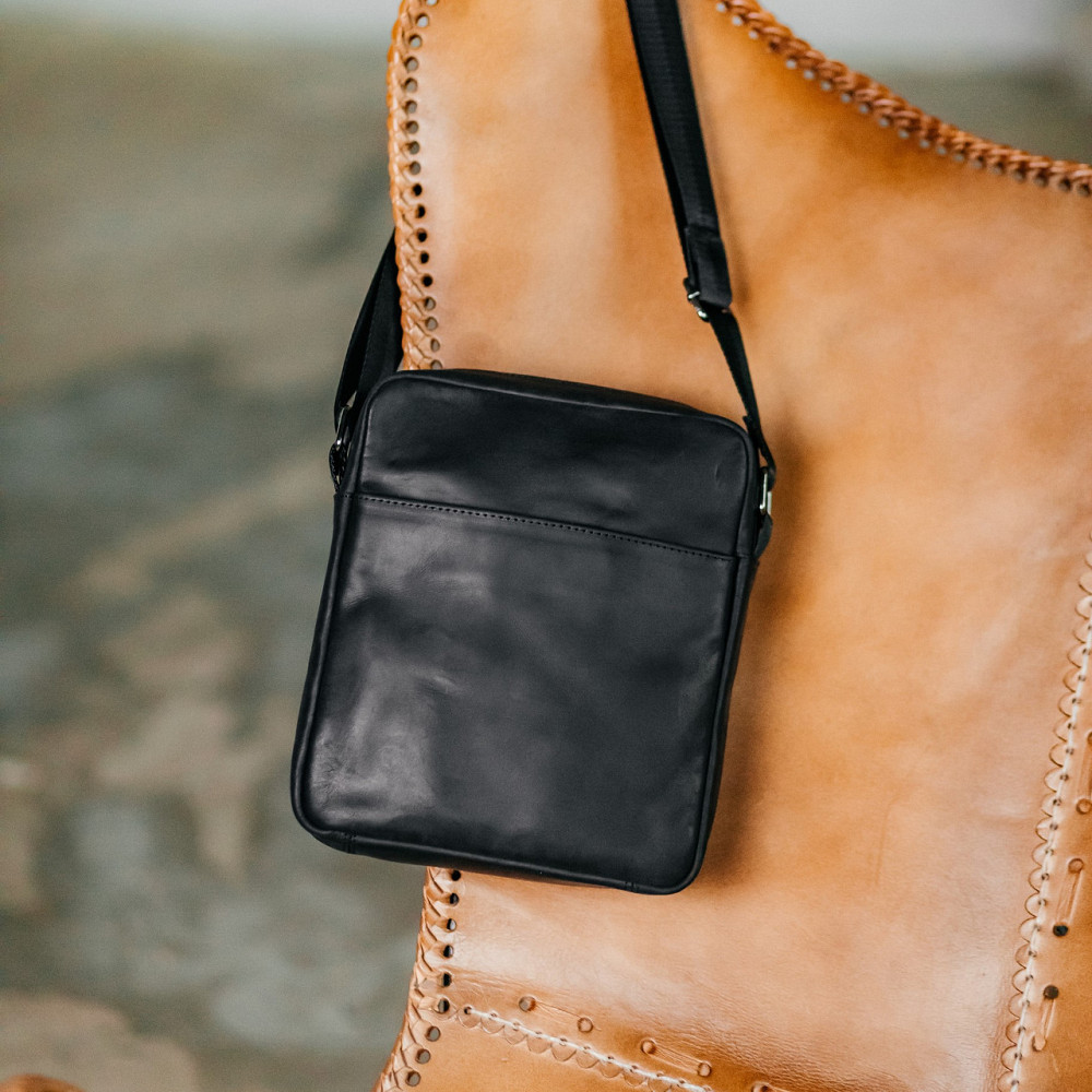 Мужская сумка на плечо кожаная черная Crazy Horse молодежная для документовMasterSem Киев - изображение 2