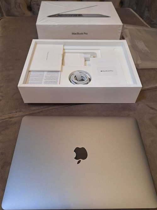 Ноутбук: MacBook Pro (2020) Quad Core i5 2.3/ 16/500Gb. Київ - фото 2