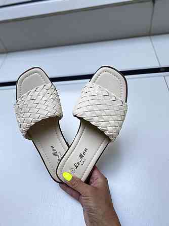 L&M Стильні шльопанці жіночі, штучна шкіра, бежеві на низькій підошві літні L&M 314-3 р. 38-40 Коломыя
