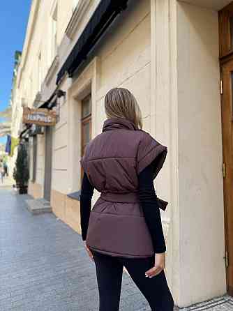 Жіноча тепла жилетка з поясом плащівка еммі на силіконі Шоколад, 42/44 Одеса