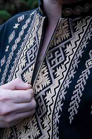 Вишиванка чоловіча, лляна, з довгим рукавом, чорна, лен - , топ Київ