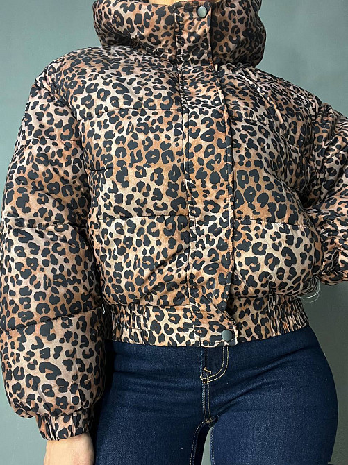 Куртка жіноча Lady Yep 9006 коротка з капюшоном леопардовий принт на резинці демісезонна коричнева, коричневий, 46 Київ - фото 16