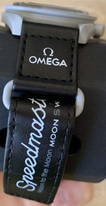 Біомінеральний годинник Swatch x Omega Moonswatch Київ - фото 3