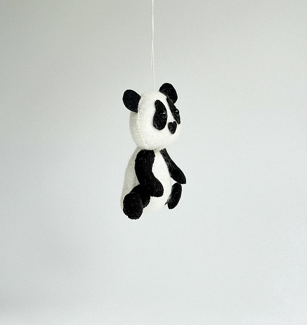 М’яка фетрова іграшка панда ручної роботи – безпечна розвиваюча іграшка Київ - фото 8