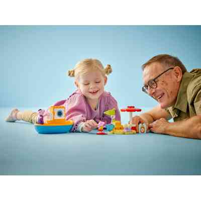 Конструктор LEGO DUPLO Peppa Pig Морская прогулка Пеппы на лодке (10432) Винница