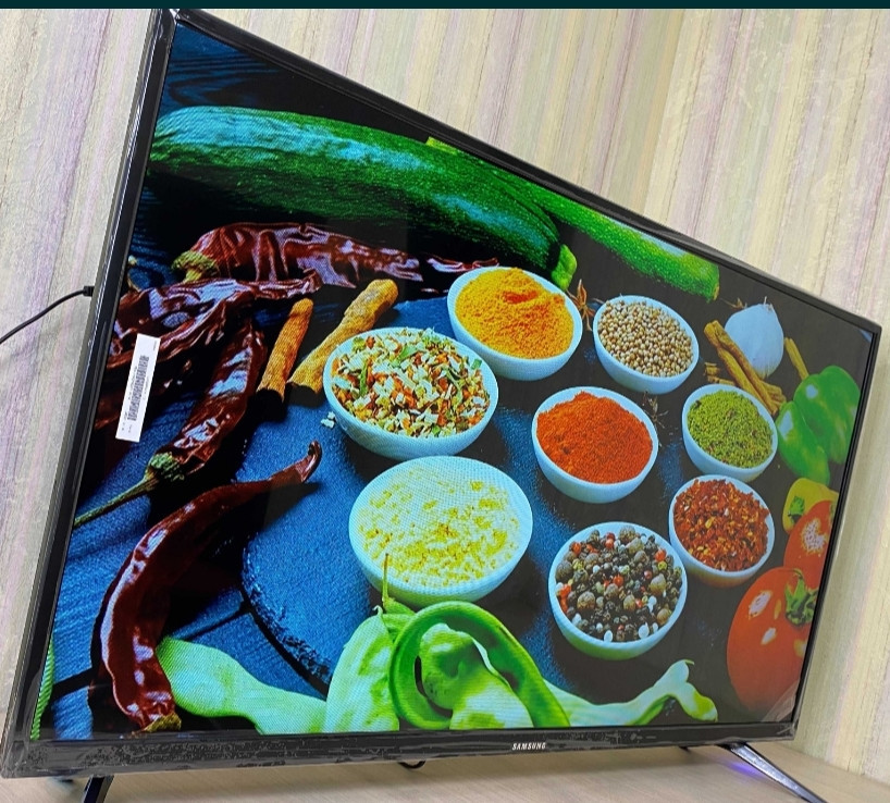 Телевизор: Samsung 34