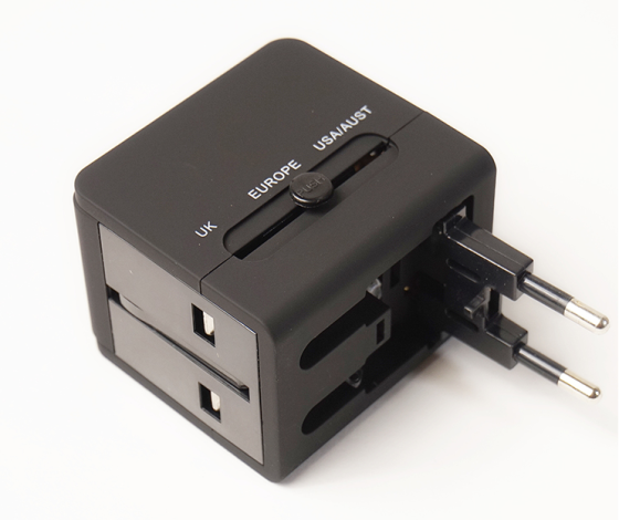 Універсальний мережевий адаптер PowerPlant — 150+ країн, 2xUSB (2.4A), ідеальний для подорожей Київ
