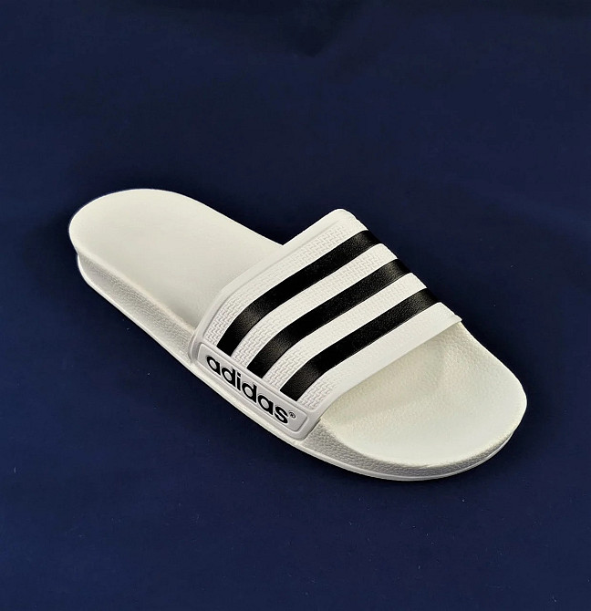 Шльопанці капці Adidas Сланці Адідас Білі Жіночі (розміри: 36,37,38,39,40) Дніпро - фото 3
