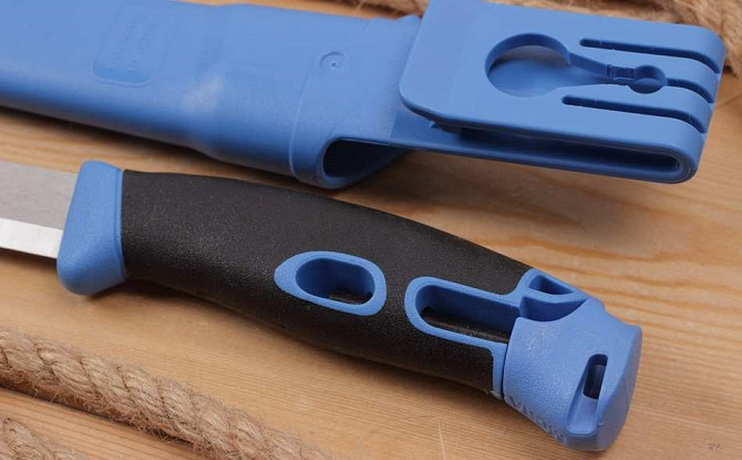 Туристичний Ніж з крісалом Morakniv "Companion Spark" Blue (13572) Неіржавка сталь Нововолинськ - фото 4