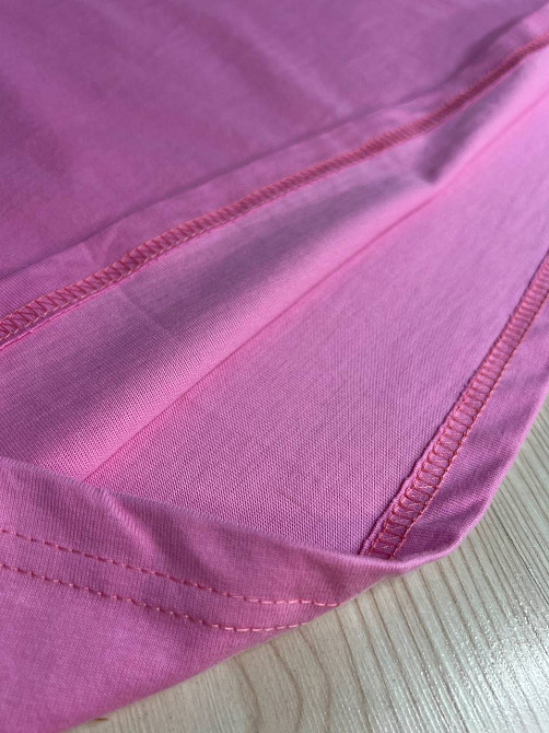 Футболка женская A-N 26075 оверсайз базовая с нашивкой, розовый, one size Киев - изображение 18