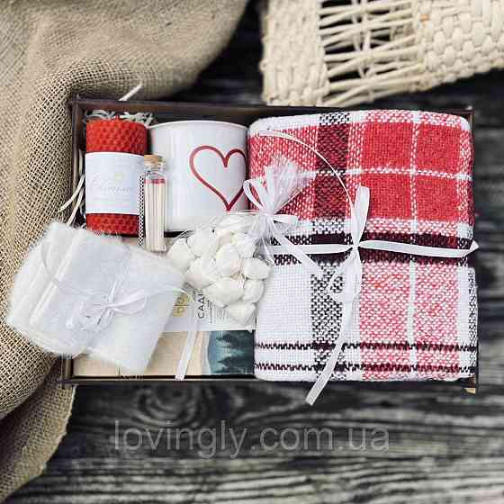 Крафтовий подарунок "Затишний вечір" з пледом, чаєм і чашкою. Ірпінь