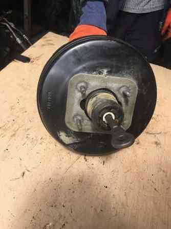 68100294AA Главный тормозной цилиндр с бачком  Journey12-. 3.6l Коломыя