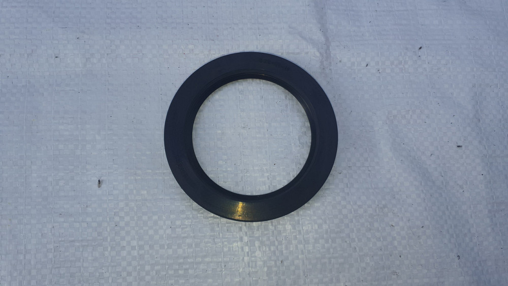 Сальник (манжета) 70*95*10 мм. Харьков - изображение 1