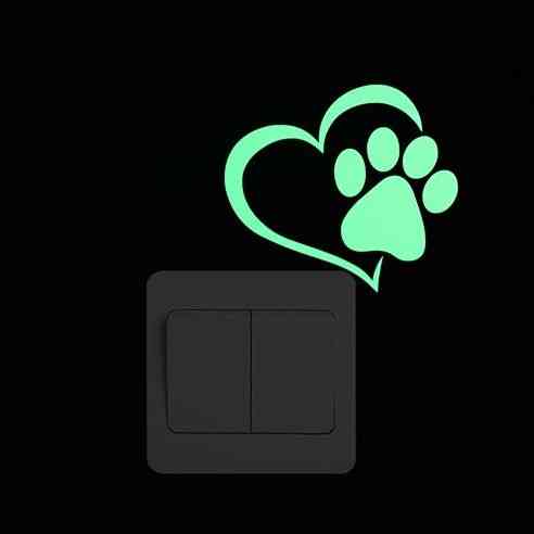 Светящаяся наклейка 